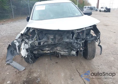 2015 Toyota Rav4 Le z USA, uszkodzony, nr VIN 2T3BFREVXFW396779